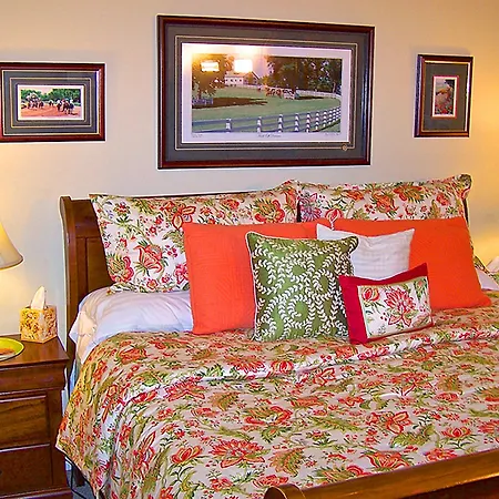 Chez Lyndon Manor-3